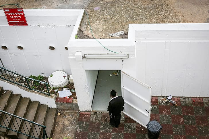 palestina iran rudal bom