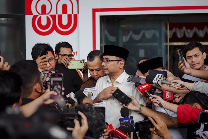 kpk korupsi kuota haji Yaqut Cholil Qoumas