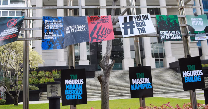 MK Putuskan UU TNI Konstitusional, Uji Formil Ditolak 2 mk uji formil uu tni