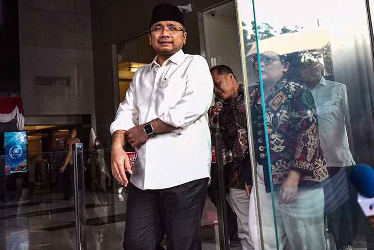 korupsi kuota haji kpk juru simpan yaqut cholil qoumas
