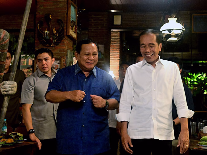 Kenapa Prabowo Masih Sering Bertemu Jokowi? Silaturahmi, Strategi, atau Bayang-Bayang Pengaruh Lama? 4 prabowo jokowi joko widodo