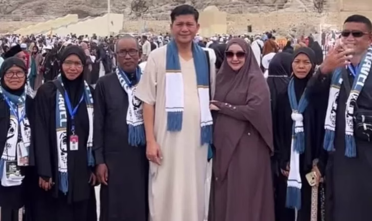 Bupati Aceh Selatan Berangkat Umrah Saat Bencana, Prabowo Minta Mendagri Segera Proses Pencopotan 1 Setelah Terbitkan Surat Tak Mampu Atasi Banjir Bupati Aceh Selatan Terbang Umrah 1966373818